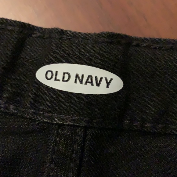 Old navy, black high rise shorts. - Picture 4 of 5